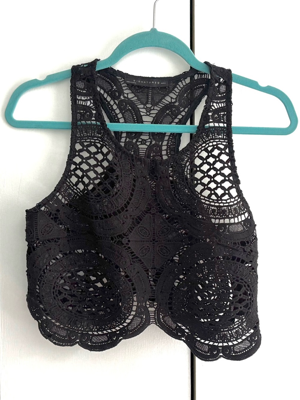 Signature8 Black Crochet Lace Sleeveless Crop Top Size Small